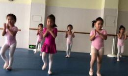 宝宝跳舞视频,宝宝舞蹈视频集锦